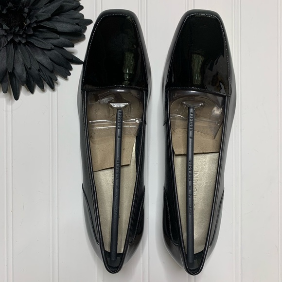Enzo Angiolini Black Liberty Flats - Picture 6 of 13